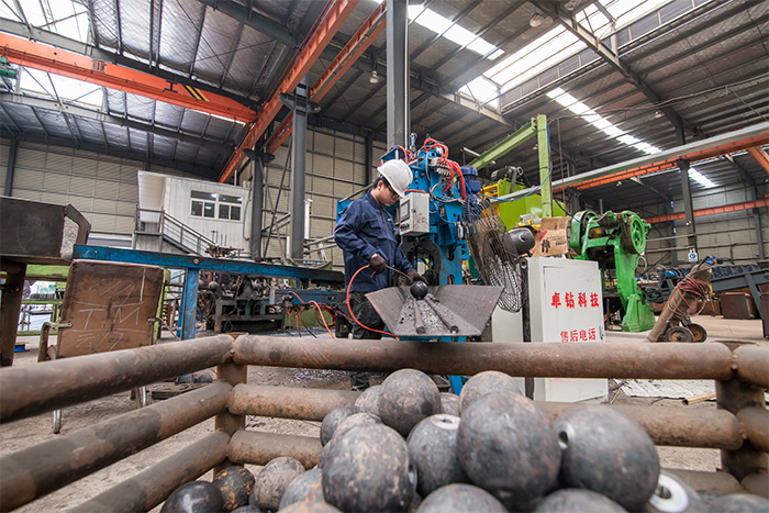 天门网架配件-螺栓球加工车间